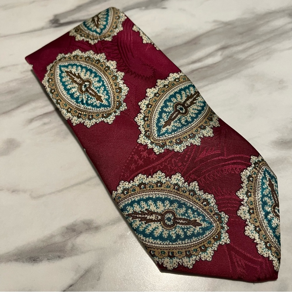 Vintage Nordstrom 100% Silk Medallion Tie
